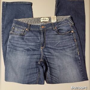 Ariat REAL midrise size 34L.